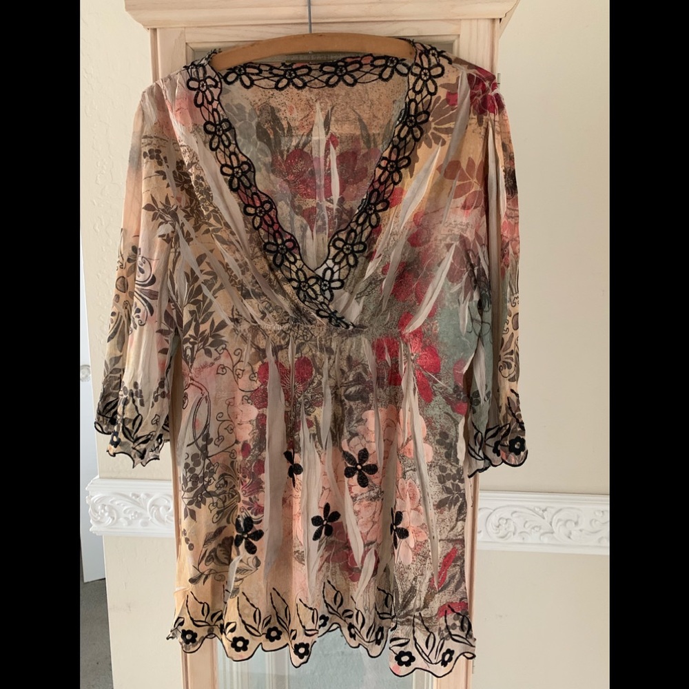 Hearts & flowers top